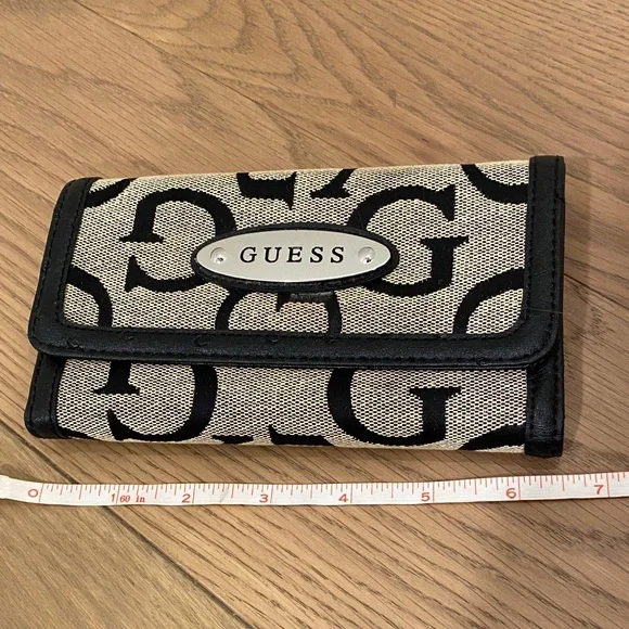 GUESS Black and Tan Wallet - Picture 12 of 13